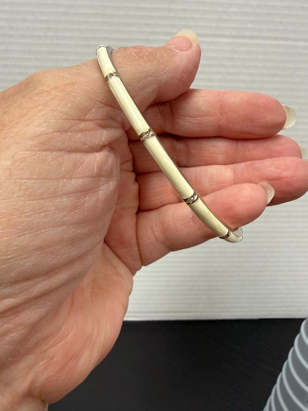 Vintage Fornash Signed Gold Tone With Cream Enamel Braclet Size 7.5